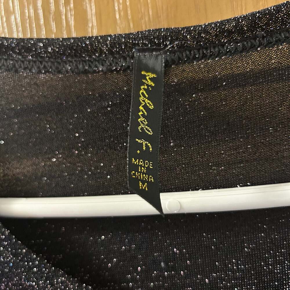 Michele F. Women's Black Shimmer Metallic Long Sleeve Pocket Top Size M